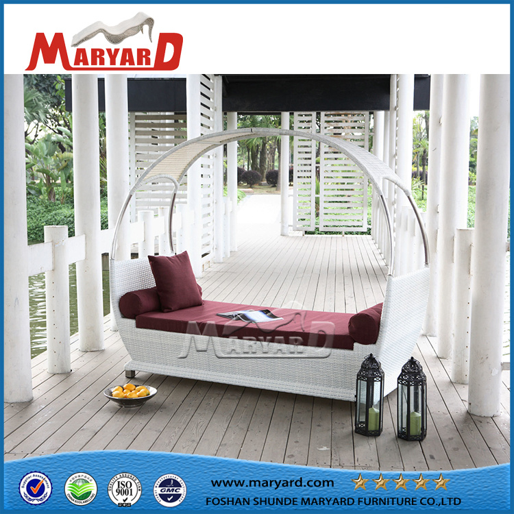 Popular Sofa Cheap Outdoor Artificial Rattan Furniture Lounger