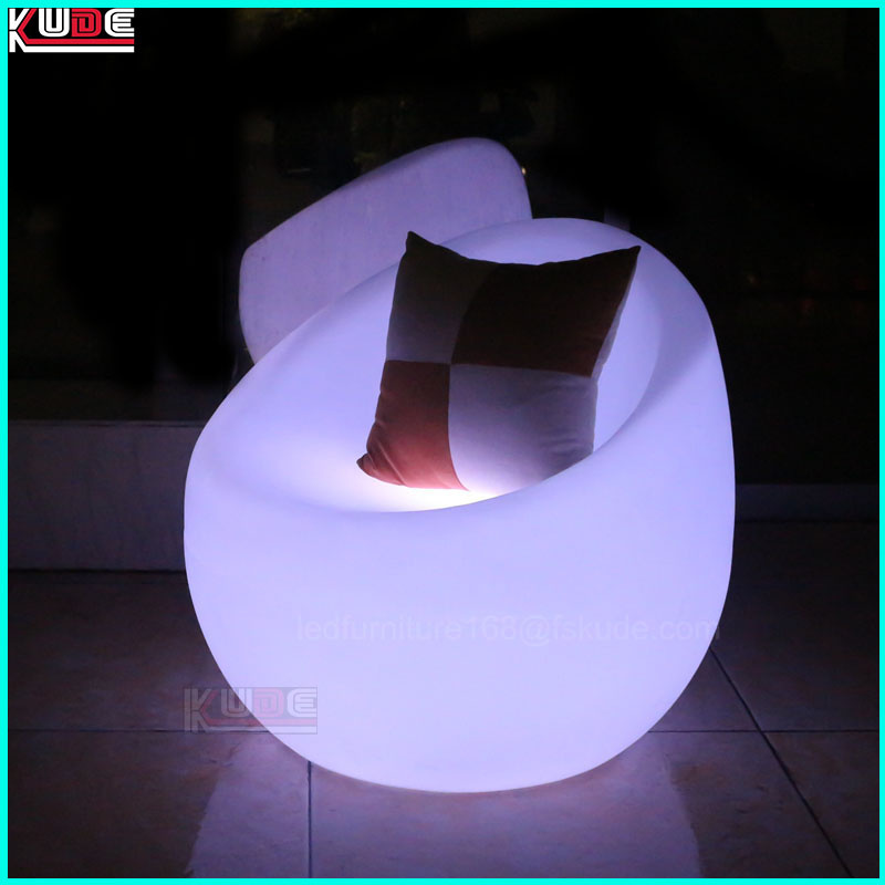Modern LED Outdoor Furniture Plastic LED Sofa