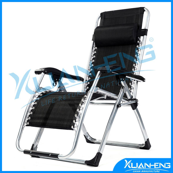 Relaxing Folding Beach Deck Chair