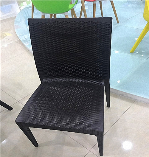 Factory Price Colorful Modern Plastic Chair Wholesale