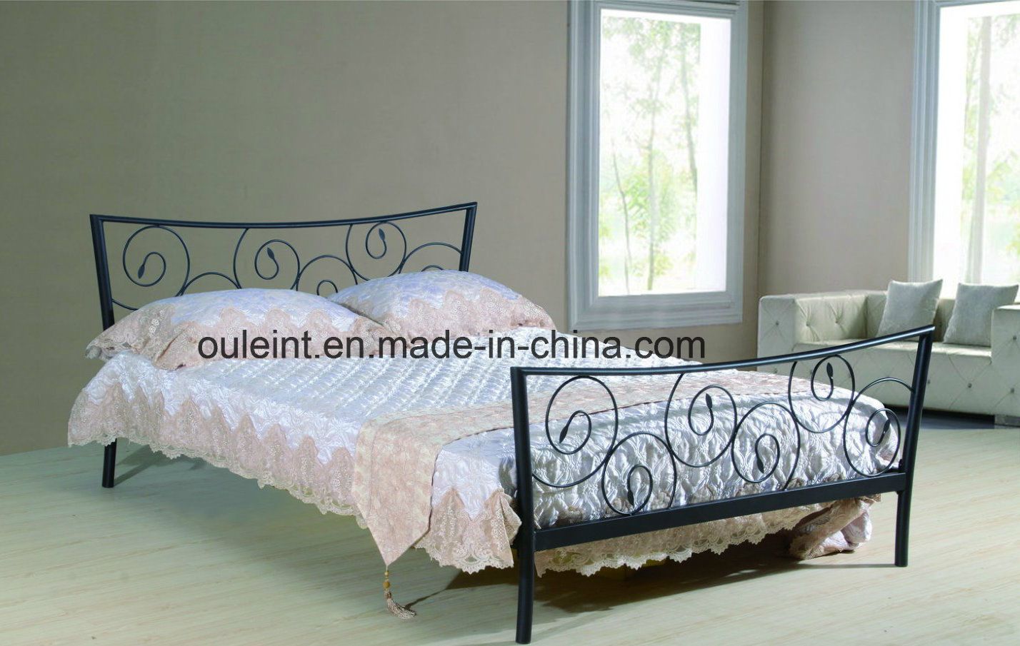 Flowers Metal Queen Bed (OL17152)