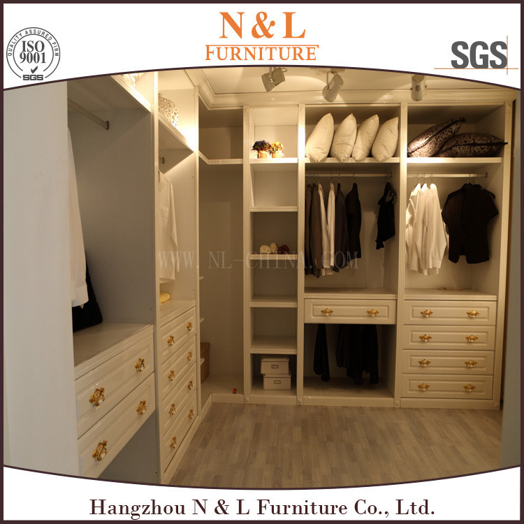 Walk in Wardrobe Bedroom Closet