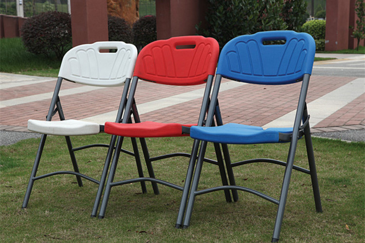 Wholesale Stackable Beach Dining Banquet Garden Folding PP Plastic Chair