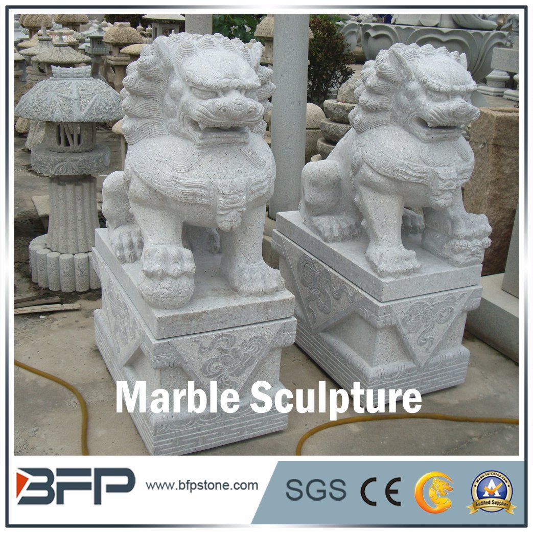 Handcarved Sculpture--Lion Sculpture for Landscape and Garden Decoration