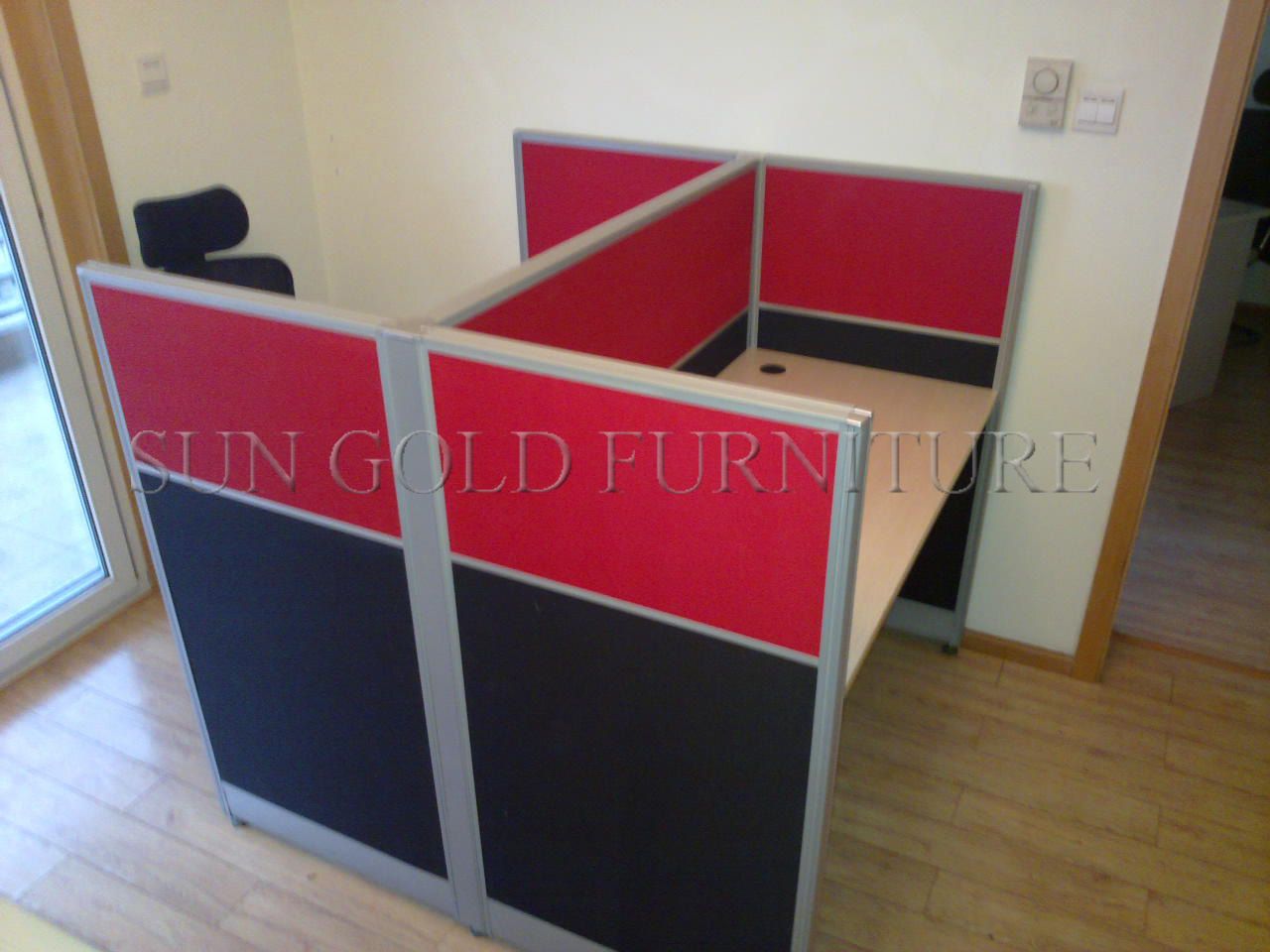 Commercial Furniture 2 People Partition Wood Office Table Workstation (SZ-WST711)
