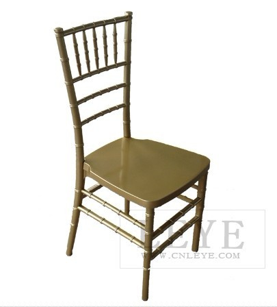 China Factory of Resin Chiavari Chair