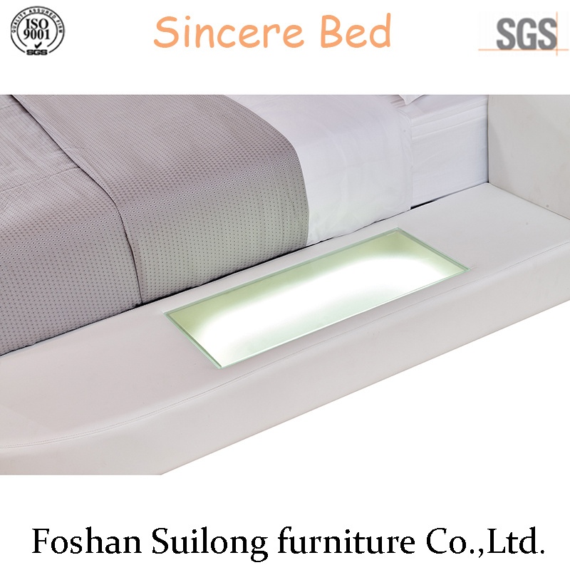 Modern Furniture Bed Real Leather 8001