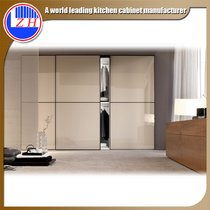 Modern Sliding Doors Wardrobe (ZHUV)