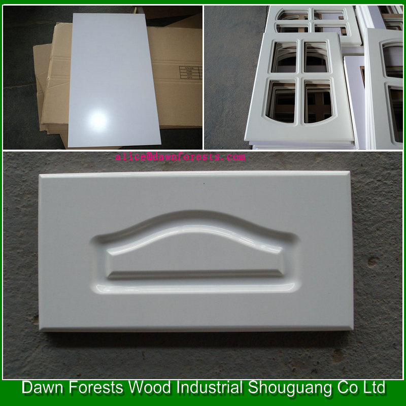 Europe PVC Vacuum Cabinet Door in Kitchen