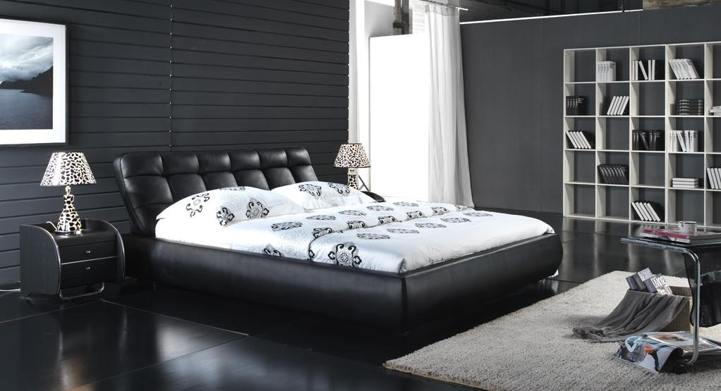 Classic Leather Bedroom Soft Bed (6022)