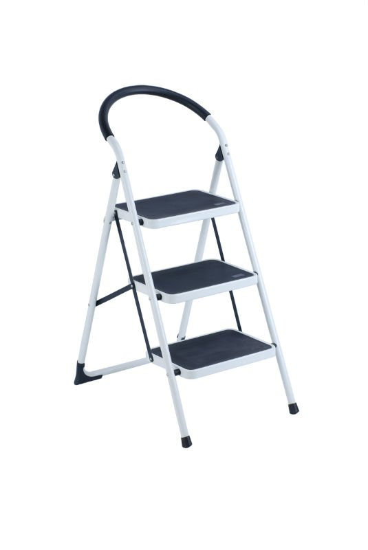 Steel Ladder with En131 Certificate