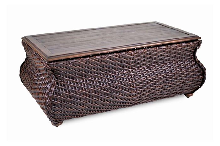 Wellfurnir Coffee Table Trunk