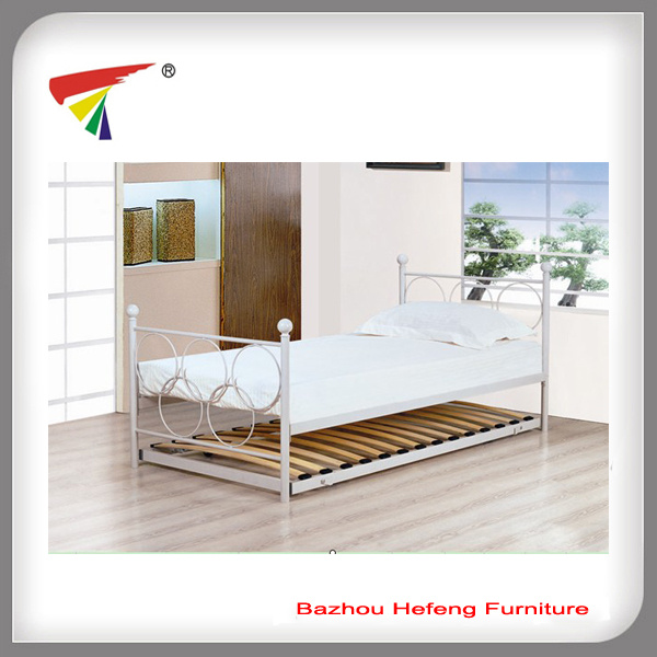 Hot Sale Modern White Metal Single Bed (HF048)