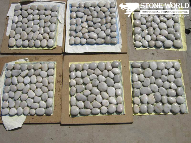 Natural Yellow/Black/Grey Polished Pebble Stone on Mesh