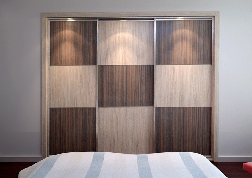 Cheap Wooden 3 Door Bedroom Wardrobe (zy-002)