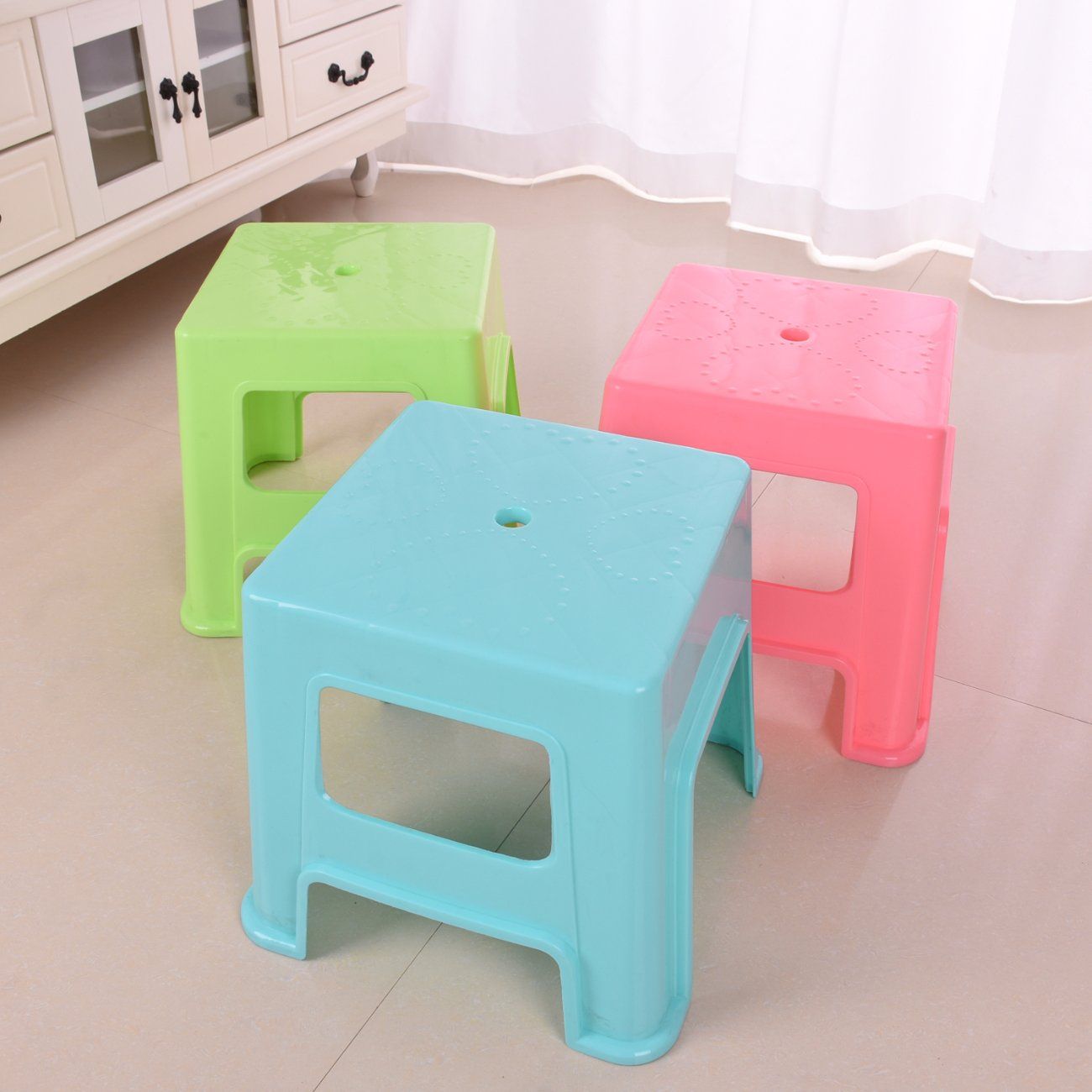 Square Style Four Heart Pattern Medium Plastic Stool