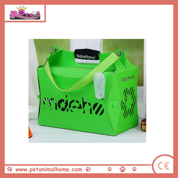 Portable Plastic Pet Bed in Green