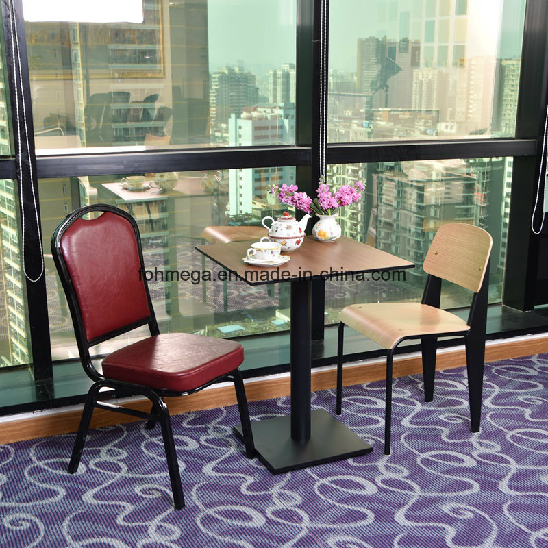 High End Metal Wood Red Restaurant Chair for American Market (FOH-07102)