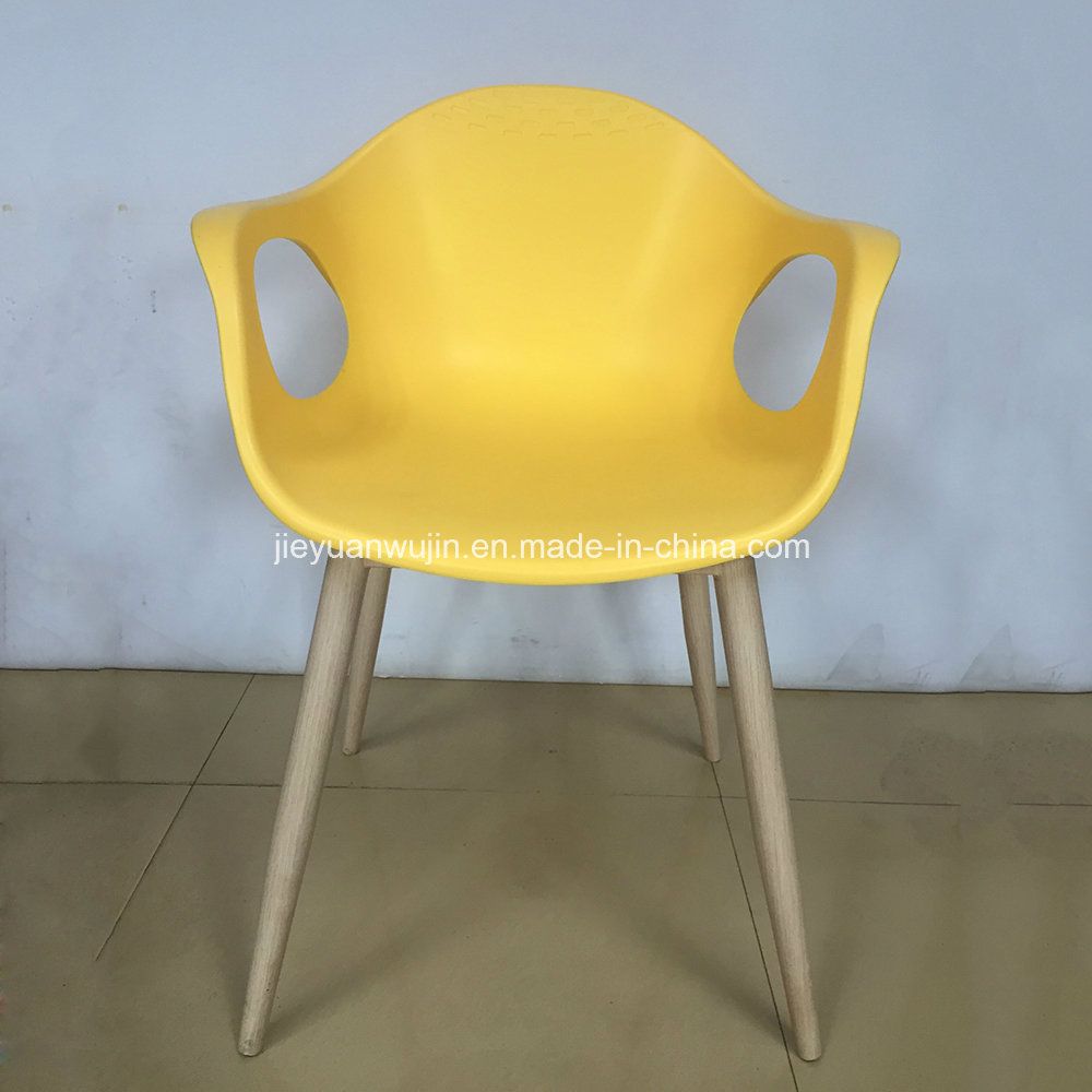 Leisure Molded Plastic Dining Armchair Side Chair with Steel Legs (JY-P03)
