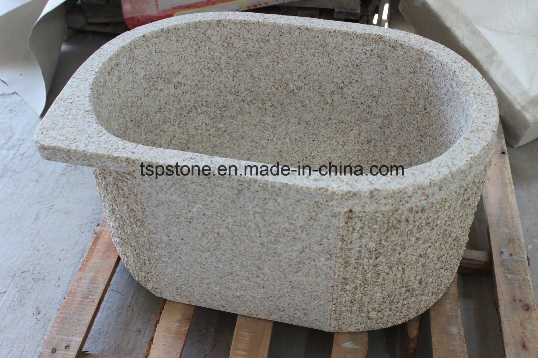 Granite Hand Carving Statue for Garden Landscape