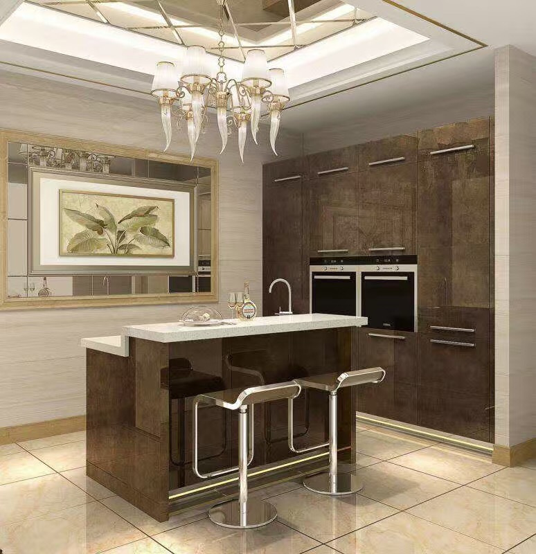 Guangzhou Factory Directly Modern Design Customized Kitchen Cabinet for Sale (FOH-MKC1318)