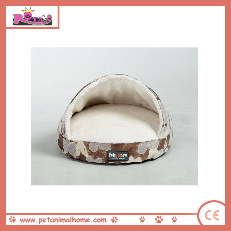 Hot Sale Warm Pet Bed in Beige