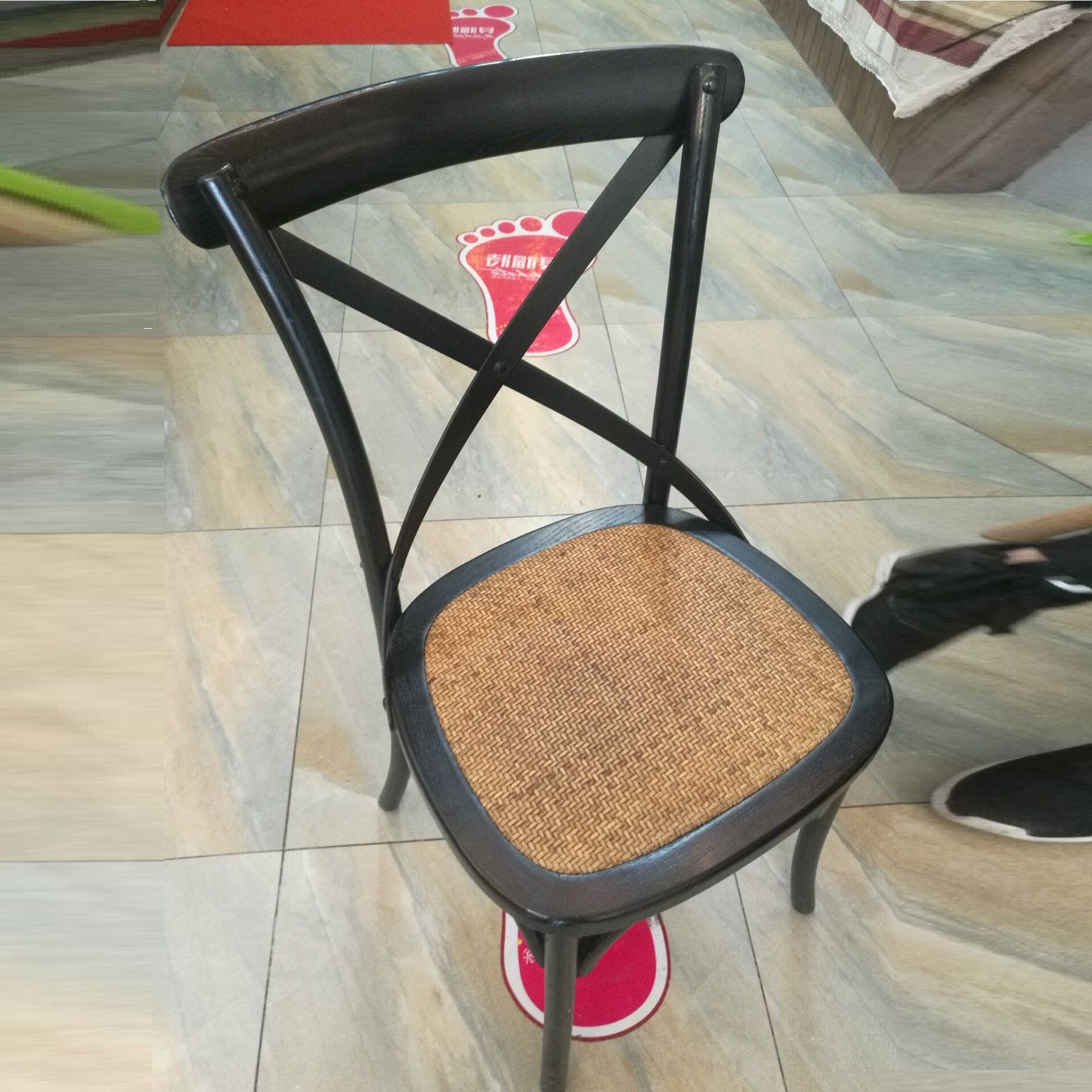 Chinese Outdoor Wooden Cross Back X Garden Party Chair
