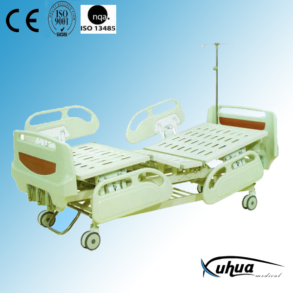 Three Cranks Manual Hospital Medical Care Bed (A-2)