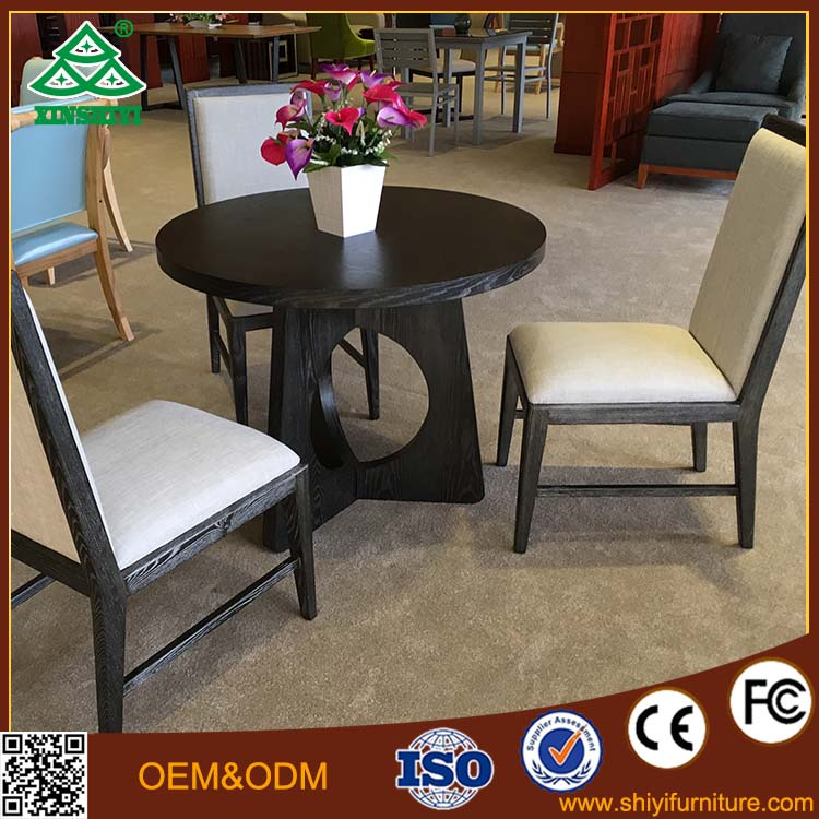 Simple Solid Wood Coffee Table of Different Sizes