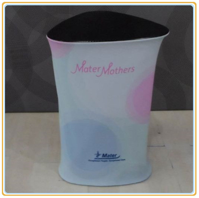 Dye-Sublimation Triangular Tension Fabric Counter Podium
