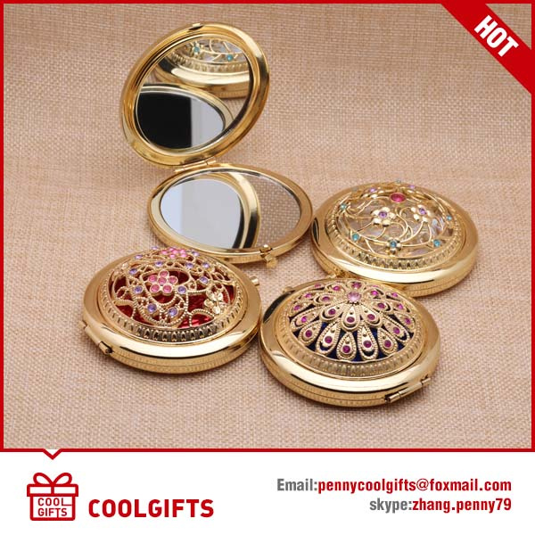 Metal Make up Pocket Silver Mirror with Hollow out Flower