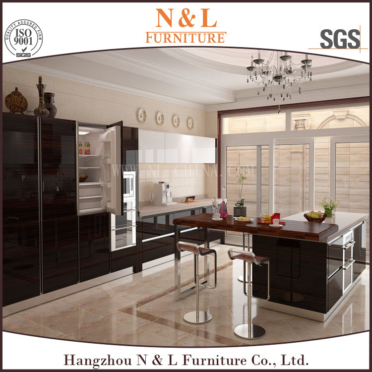 Artificial Wood Veneer Kitchen Cabinet in European Style