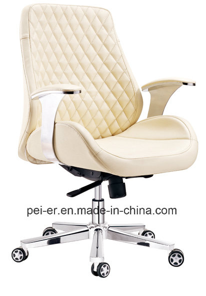 Chinese Wood Hotel Furniture Leather Arm Office Boss Chair (B2014-1)
