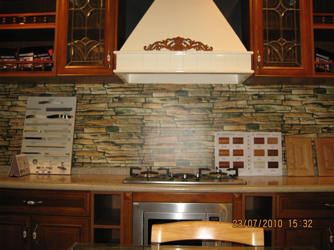 Solid Wood Kitchen Cabinet
