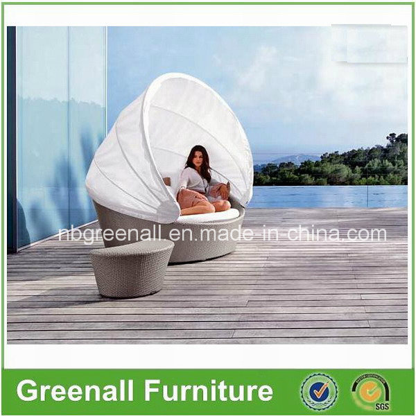 Rattan Outdoor Round Sunbed