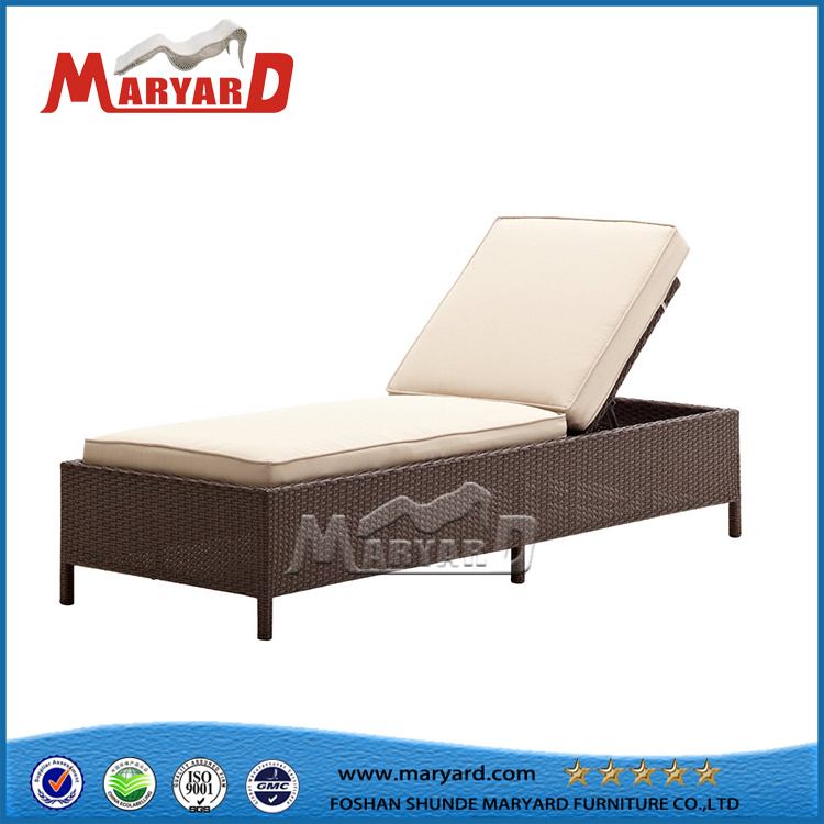 UV Resistant PE Rattan Cheap Price Sun Lounger