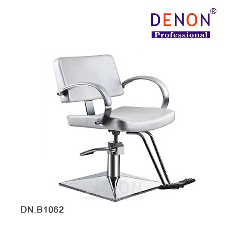 Nice Desig Salon Furniture Package Stable Barber Chairs (DN. B1062)