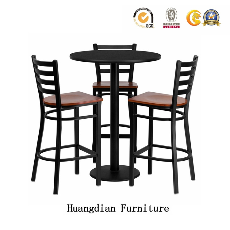 Simple Custom Pub Furniture Solid Wood Chairs Bar Table and Stools Set (HD1509)