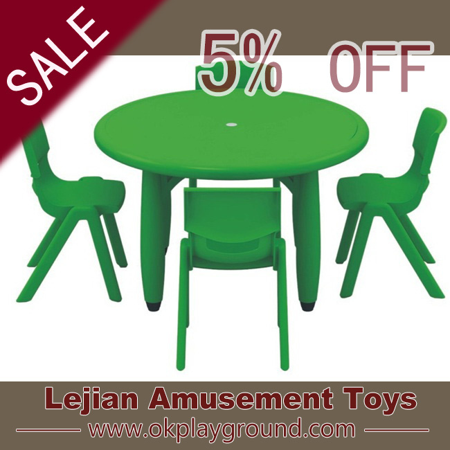 New Style Fashionable Children Plastic Table (Z1286-3)