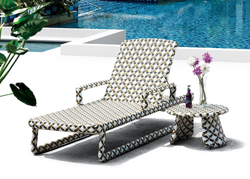 Beach Poolside Wholesale Price Plastic Wicker Chaise Recliner Bali Outdoor Relax Rattan Lounge