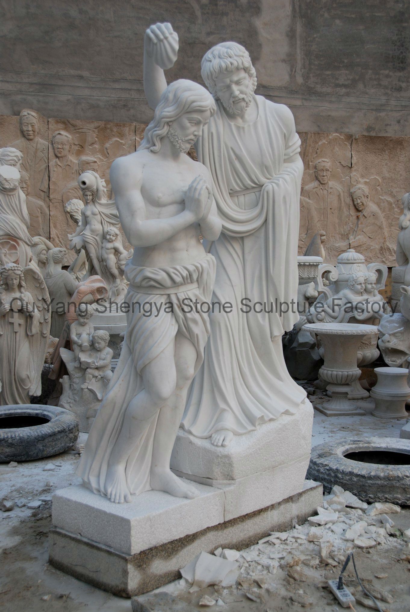 EUR Memorial Stone Memorial Religion Statue Mem-018