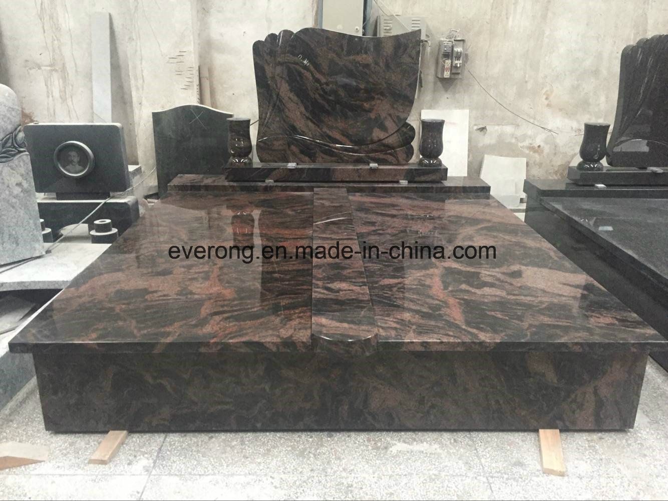 Aurola Granite European/Russian/American Style Tombstone/Monument with Custom Design