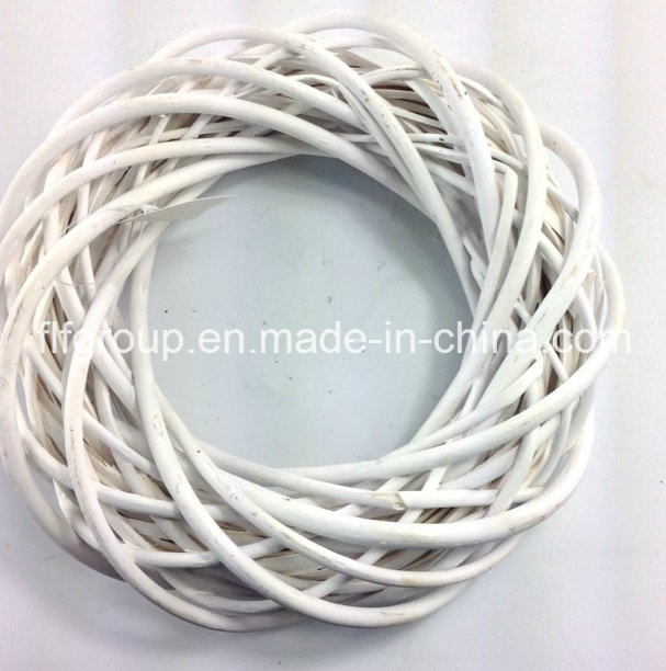 Eco-Friendly Willow Wicker Wreath Christmas Decoration in Different Sizes