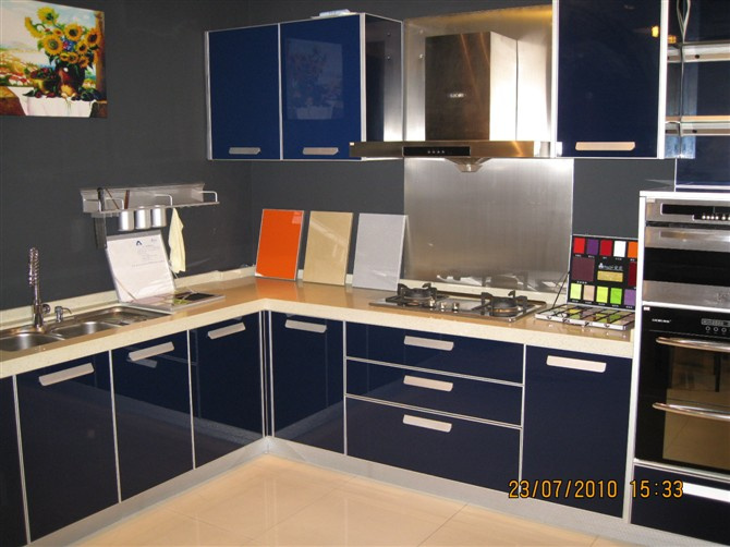 Lacquer Kitchen Cabinet