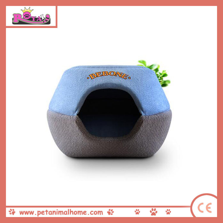 Warm Winter Pet Bed in Blue
