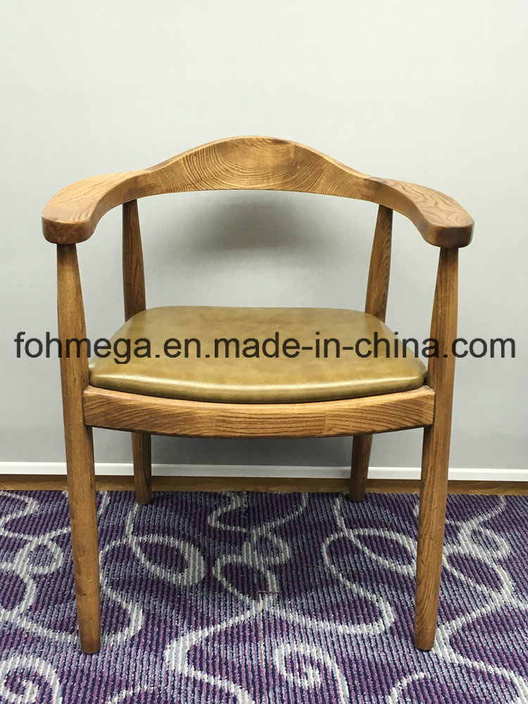 Antique Design Solid Wood Hotel Restaurant Chair with Upholstery (FOH-BCC36)