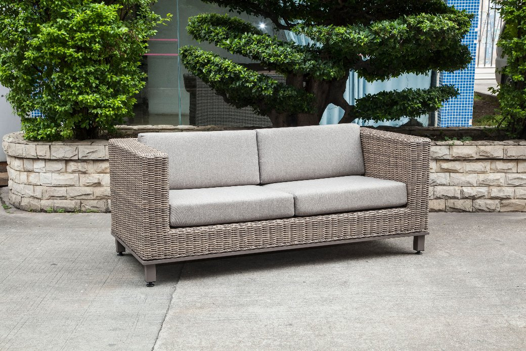 Modern Wicker/Rattan Sofa for Outdoor Furniture (LN-2002)