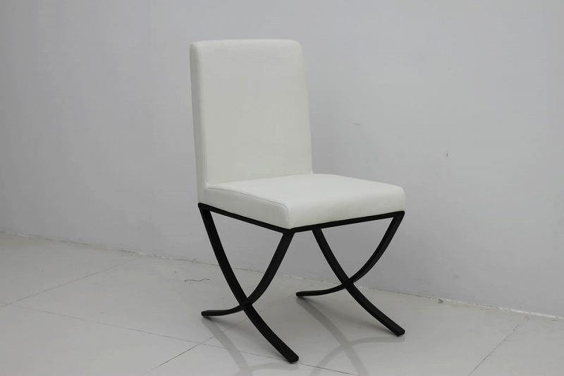 Fashion Design Wood Dining Chair with Soft Mat (CY-131)