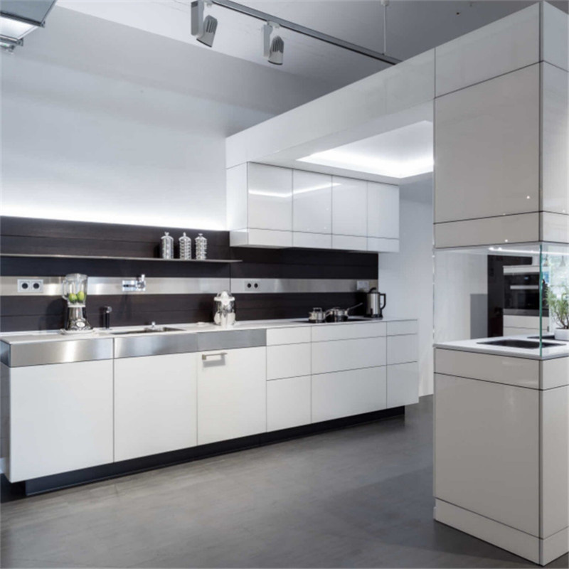 Customized Plywood Kitchen Cabinet with Wood Veneer From Prima
