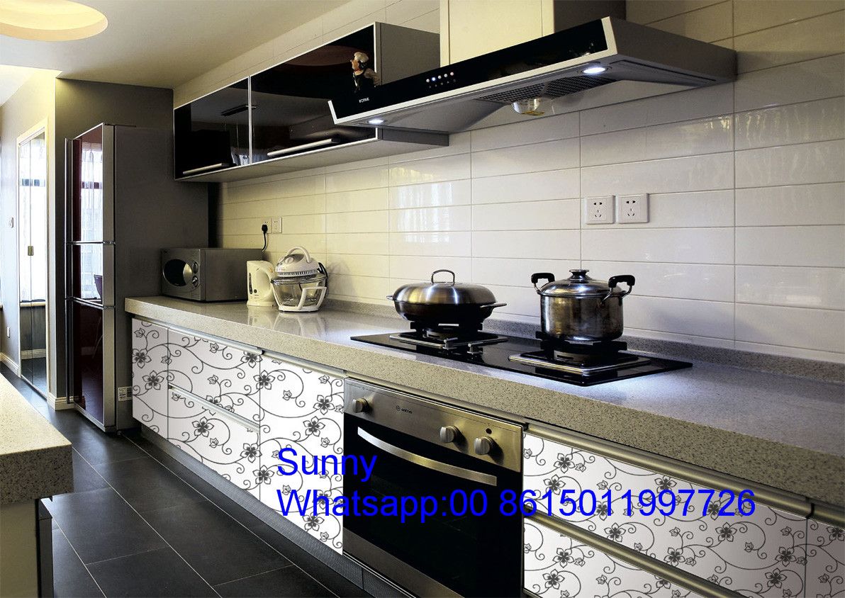 2017 China New Foshan Zhihua Wooden Apartment Ready Made MDF European Standard China Kitchen Cabinet Design